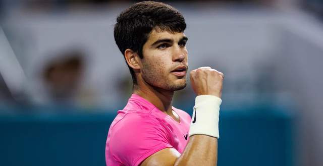 辛纳通过 辛纳通过