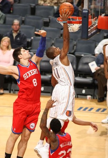 防线前无果 防线前无果